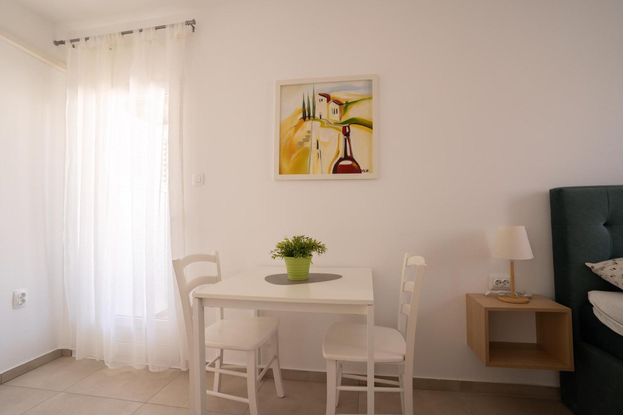 Apartments & Rooms Petra ザダル エクステリア 写真