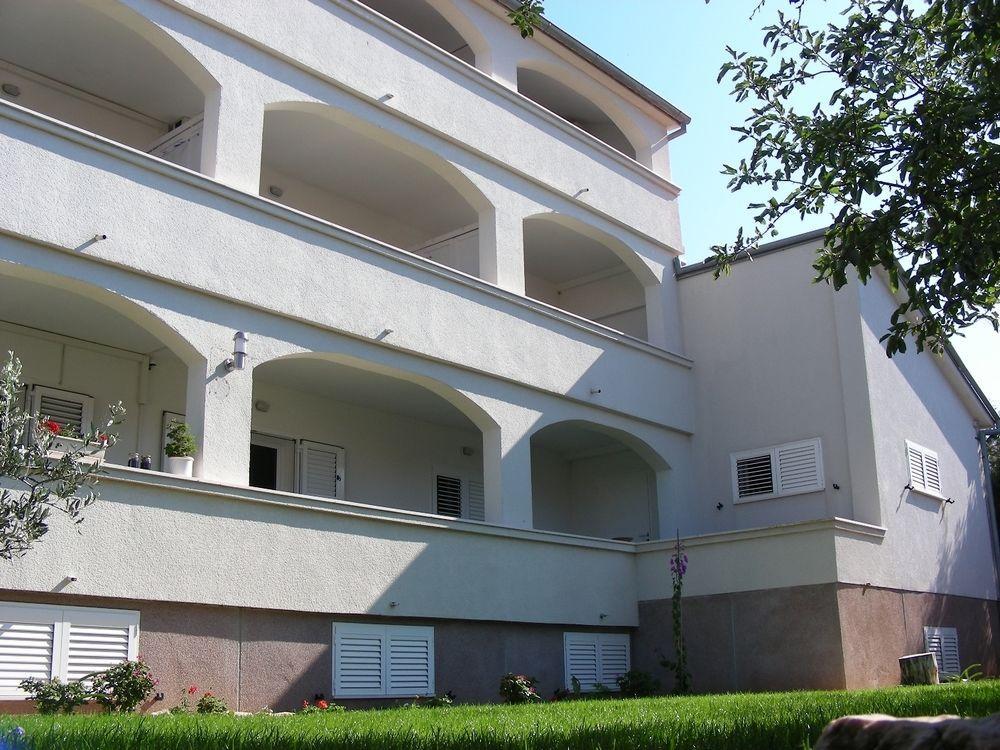 Apartments & Rooms Petra ザダル エクステリア 写真